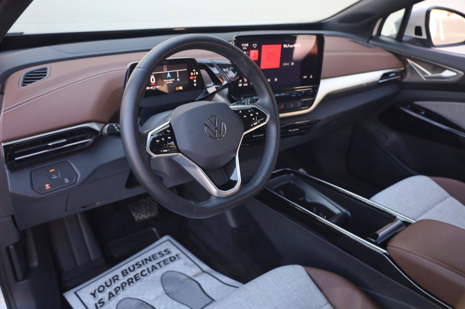 2023 Volkswagen ID.4 Pro