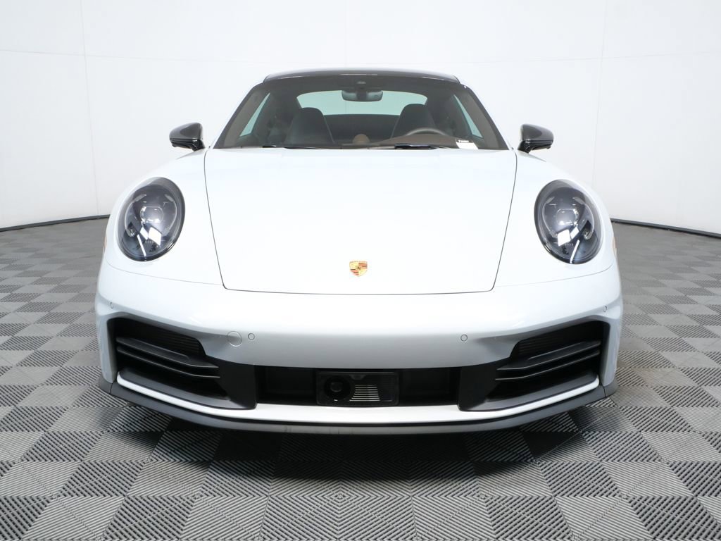 2025 Porsche 911 Carrera S