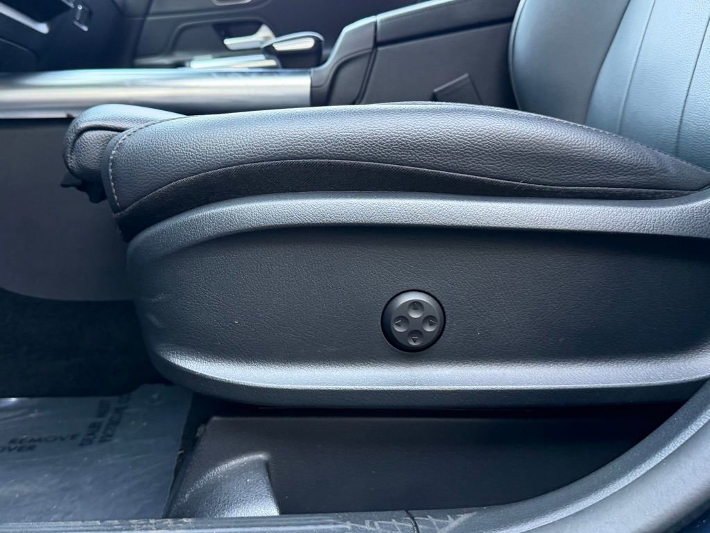 2022 Mercedes-Benz GLA 250