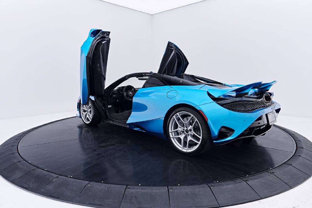 Used 2025 McLaren 750S Spider photo 29