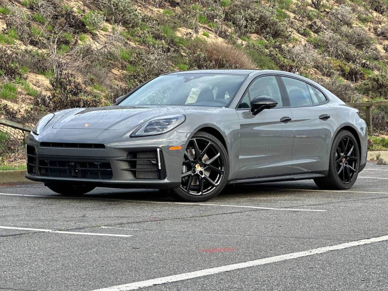 New 2026 Porsche Panamera
