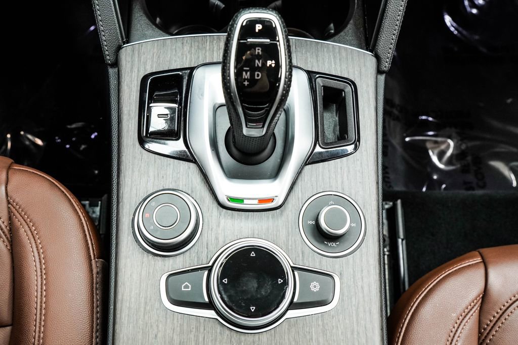 2023 Alfa Romeo Stelvio Ti