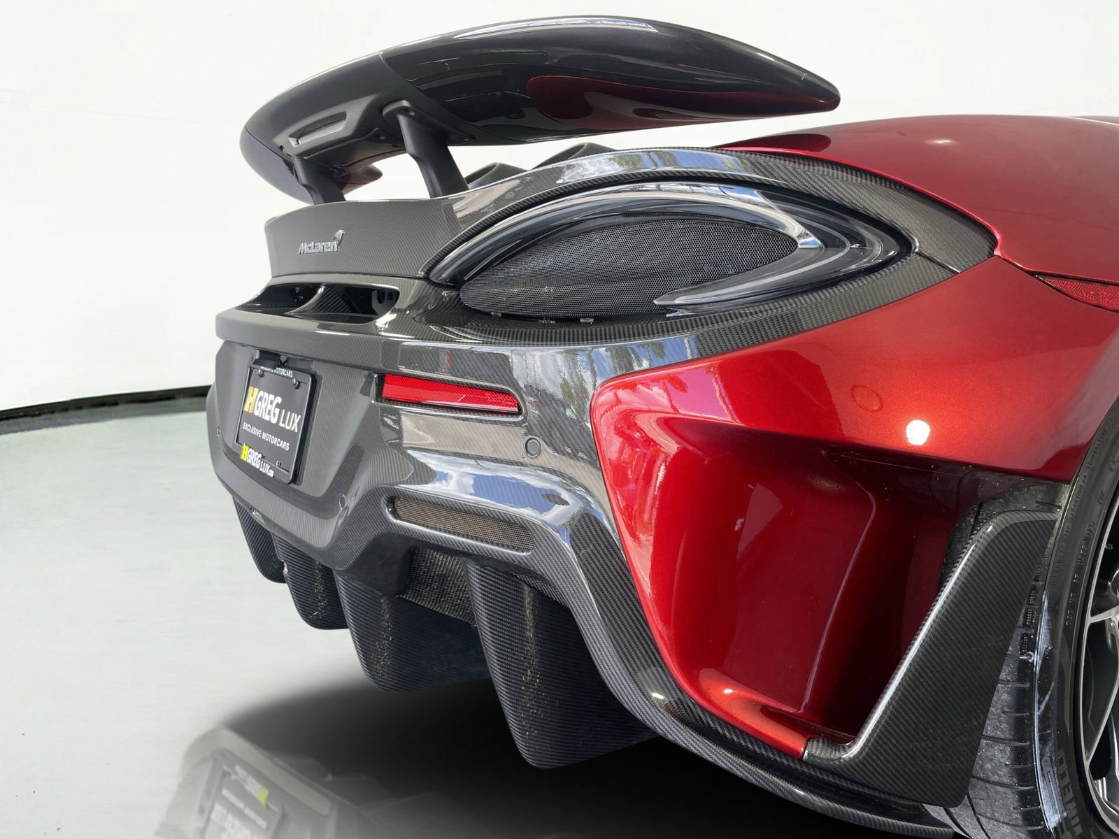 Used 2019 McLaren 600LT photo 18