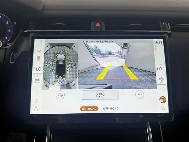 2026 Land Rover Range Rover Velar Dynamic SE