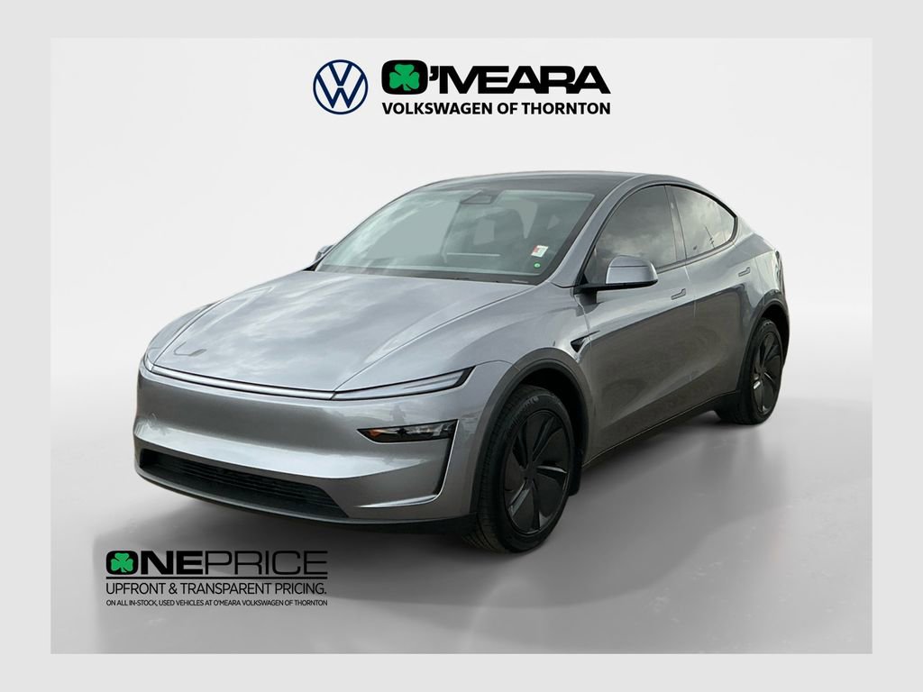 2026 Tesla Model Y 2WD