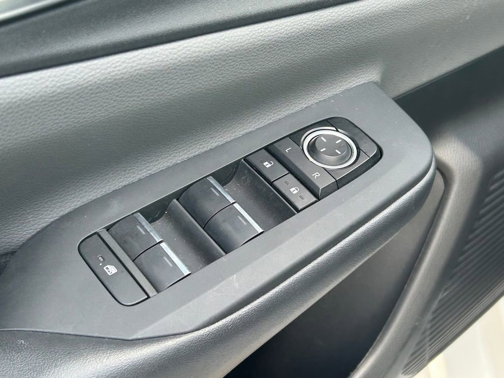 2025 Toyota Prius XLE