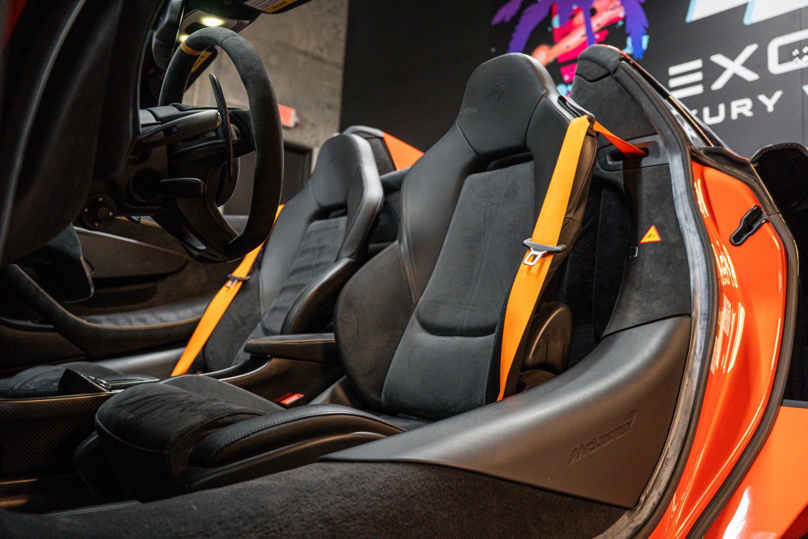Used 2020 McLaren 600LT Spider photo 8