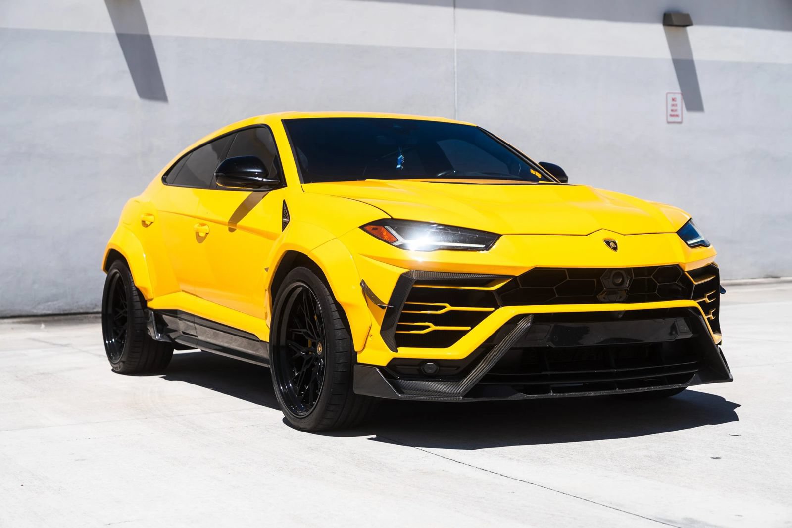 Used 2021 Lamborghini Urus