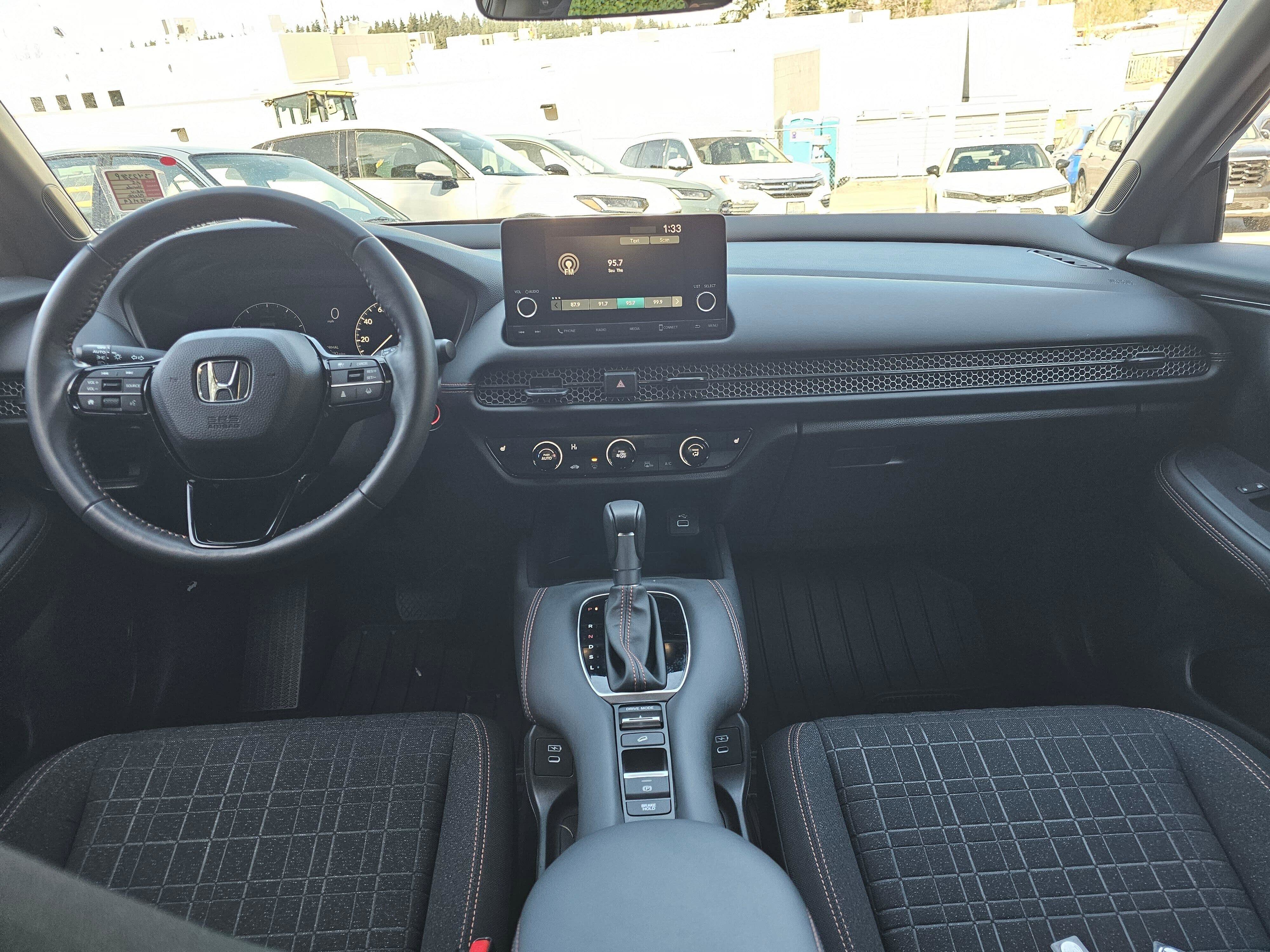 2025 Honda HR-V Sport