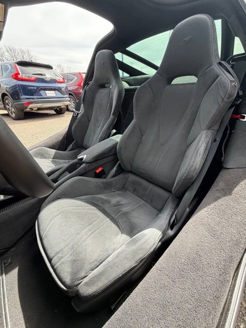 Used 2018 McLaren 720S photo 14