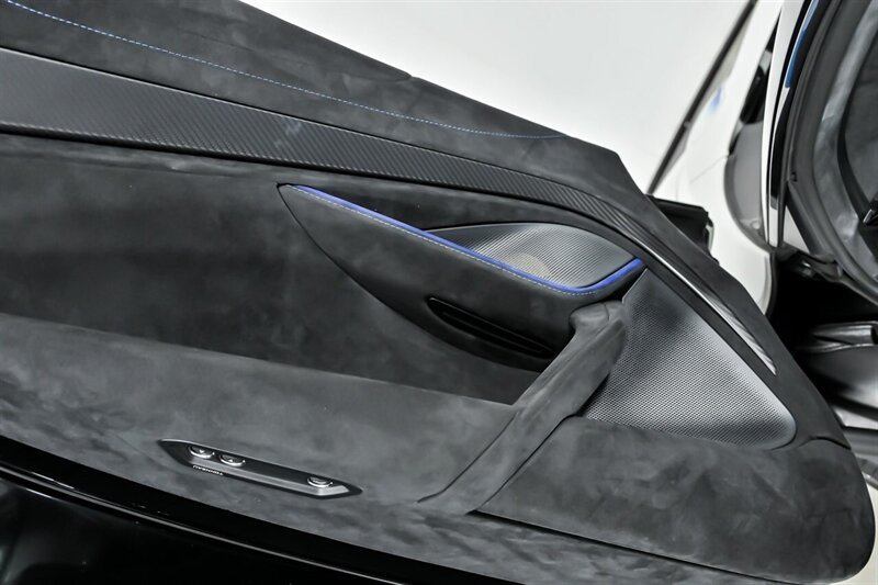 Used 2021 McLaren 720S Spider photo 20