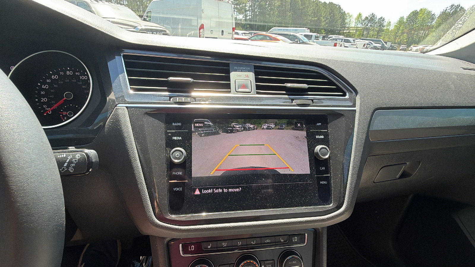 2020 Volkswagen Tiguan SE