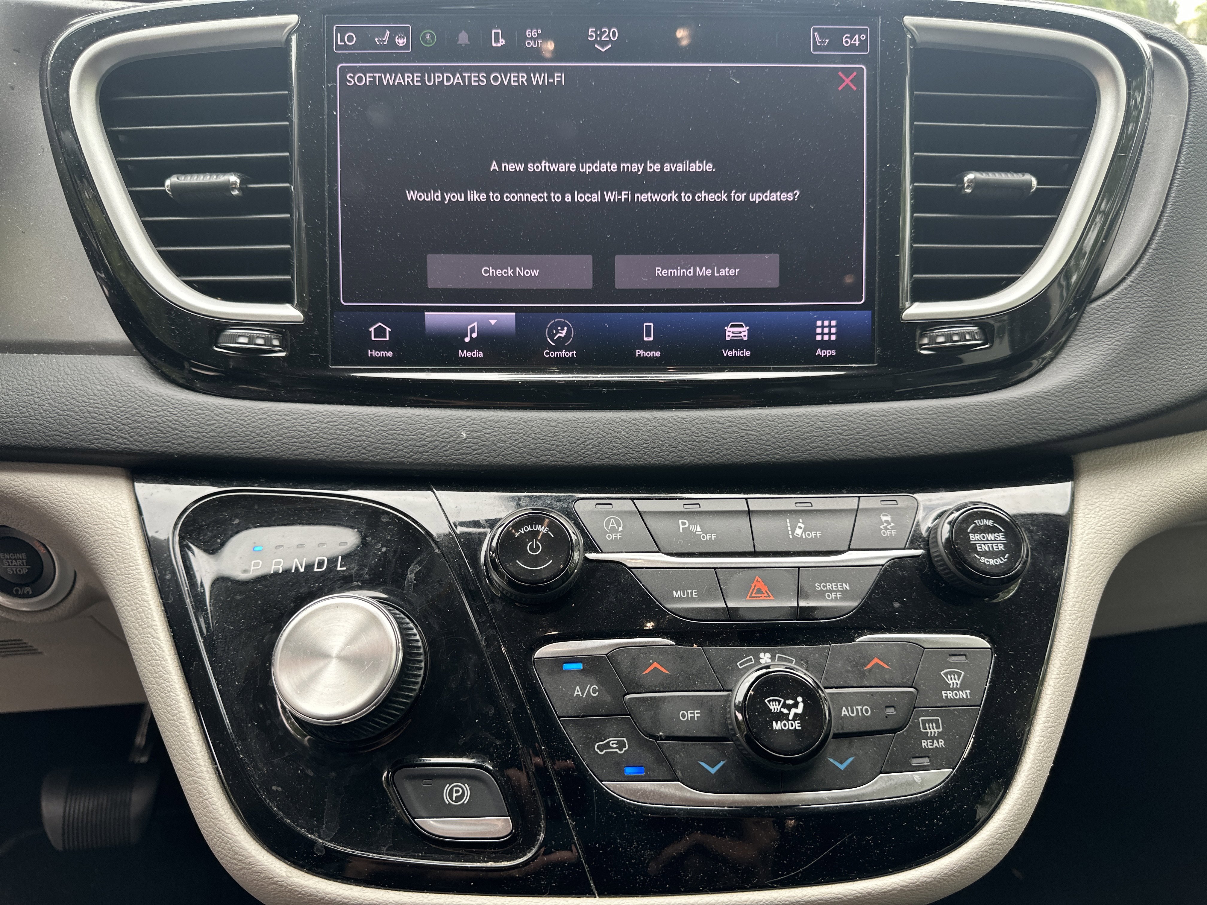 2023 Chrysler Pacifica Touring-L