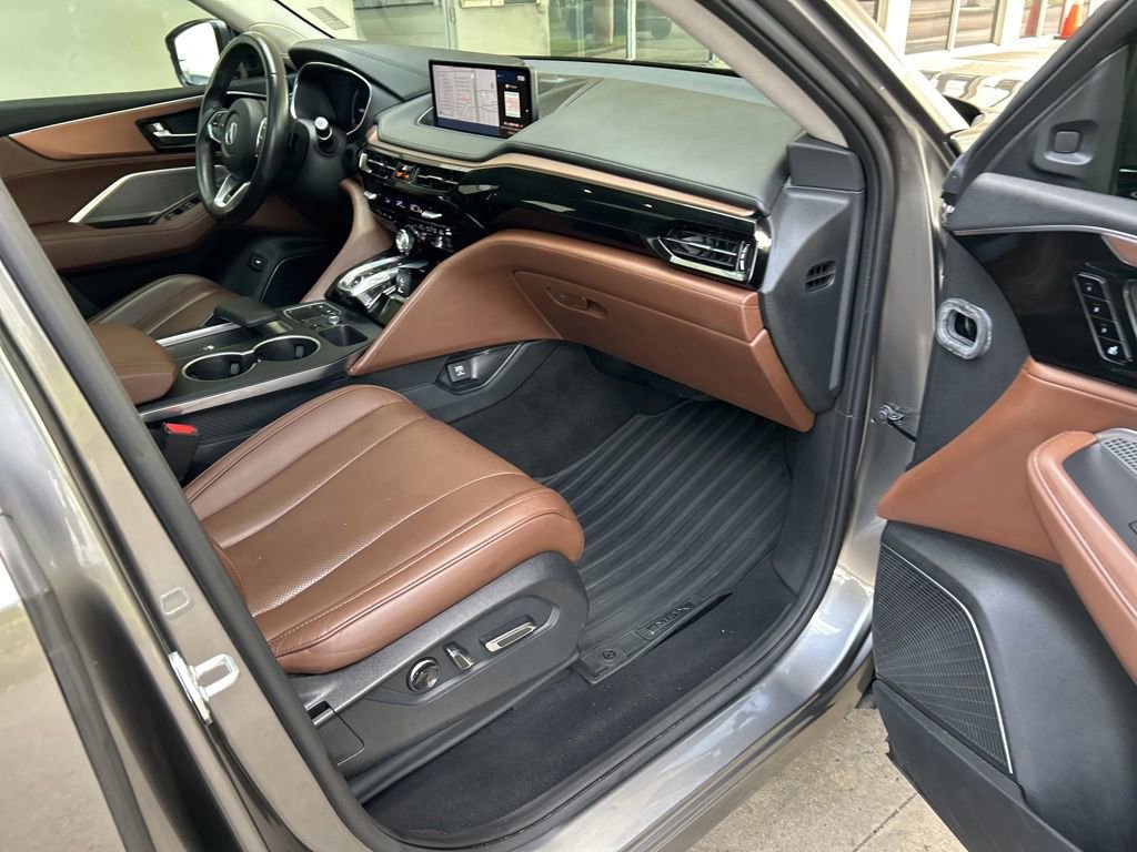 2022 Acura MDX FWD w/ Technology Package