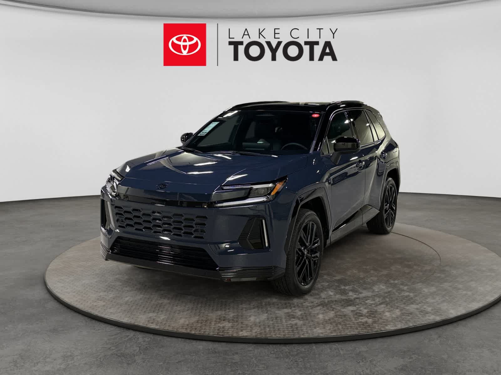 Used 2026 Toyota RAV4 XSE w/ Panoramic Sun Roof Package