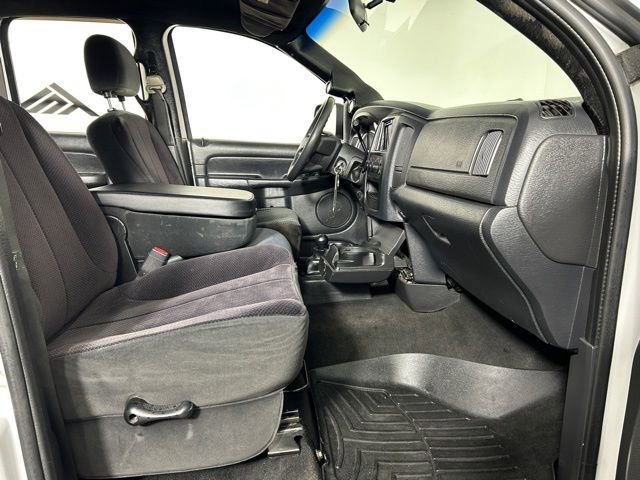 2005 Dodge Ram 2500 Truck SLT