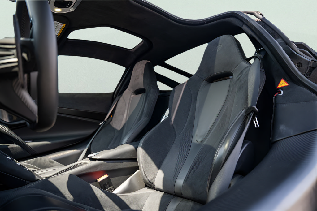 Used 2019 McLaren 720S photo 35
