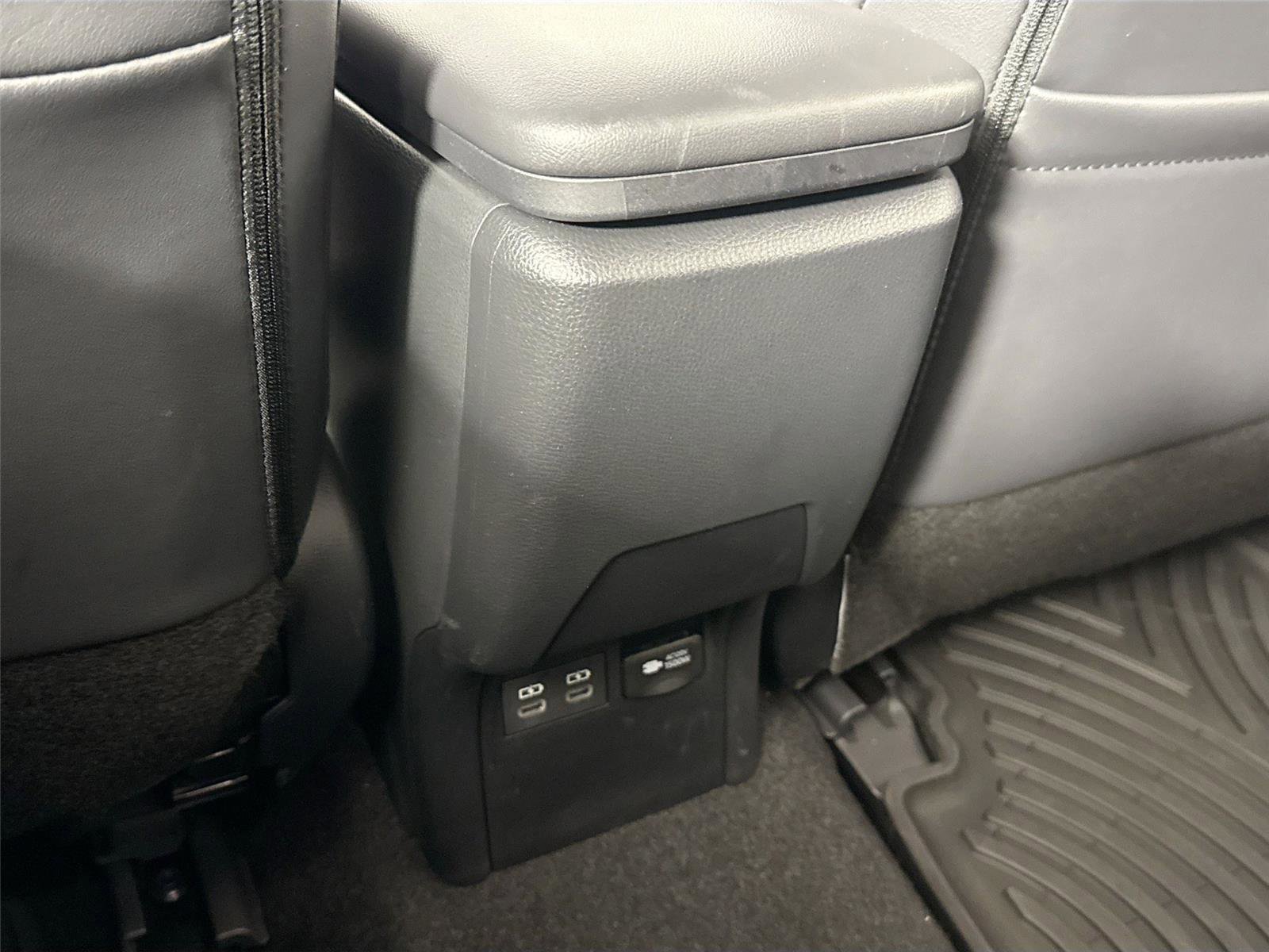 2025 Toyota Prius Plug-In Hybrid