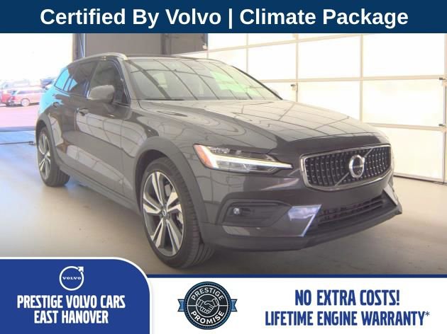 Used 2025 Volvo V60 B5 Cross Country Plus