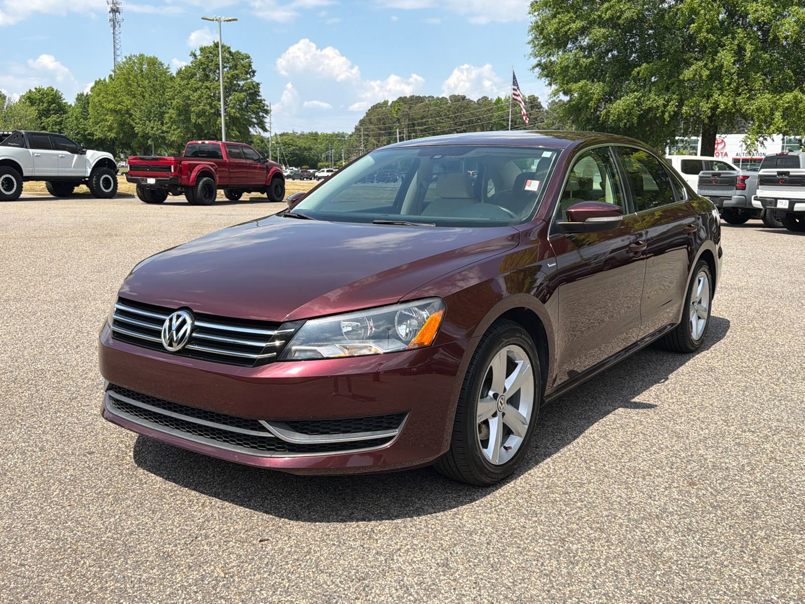 2014 Volkswagen Passat 1.8T Wolfsburg Edition