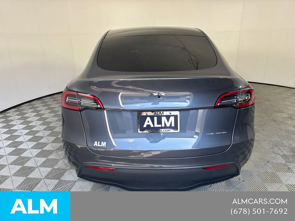 2024 Tesla Model Y Long Range