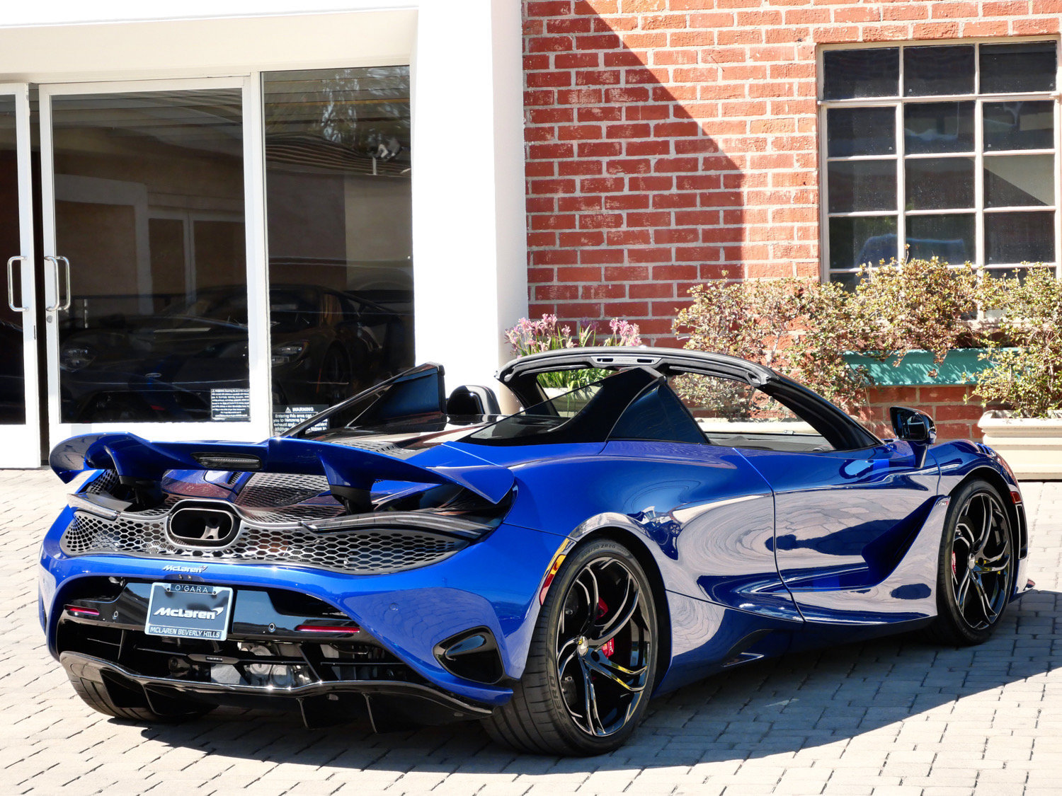Used 2024 McLaren 750S Spider photo 4