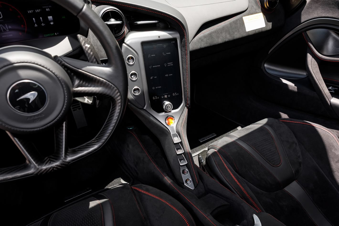 Used 2025 McLaren 750S photo 45