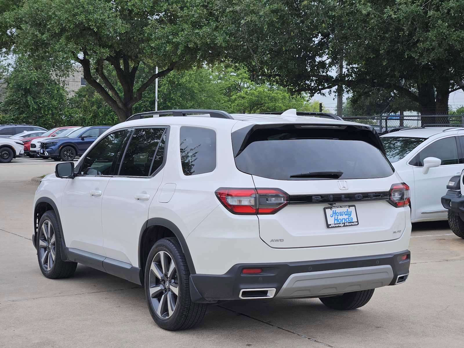 2023 Honda Pilot Elite