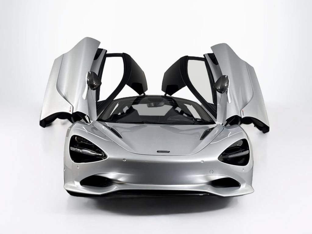 Used 2024 McLaren 750S photo 22
