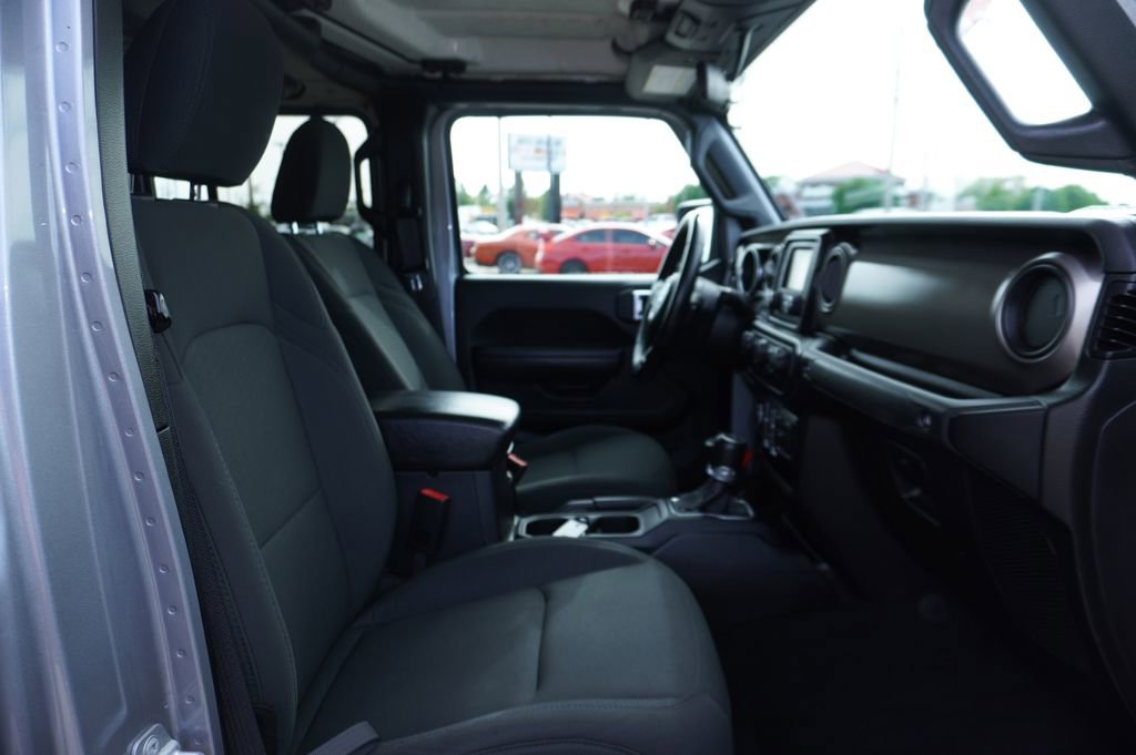 2020 Jeep Gladiator Sport