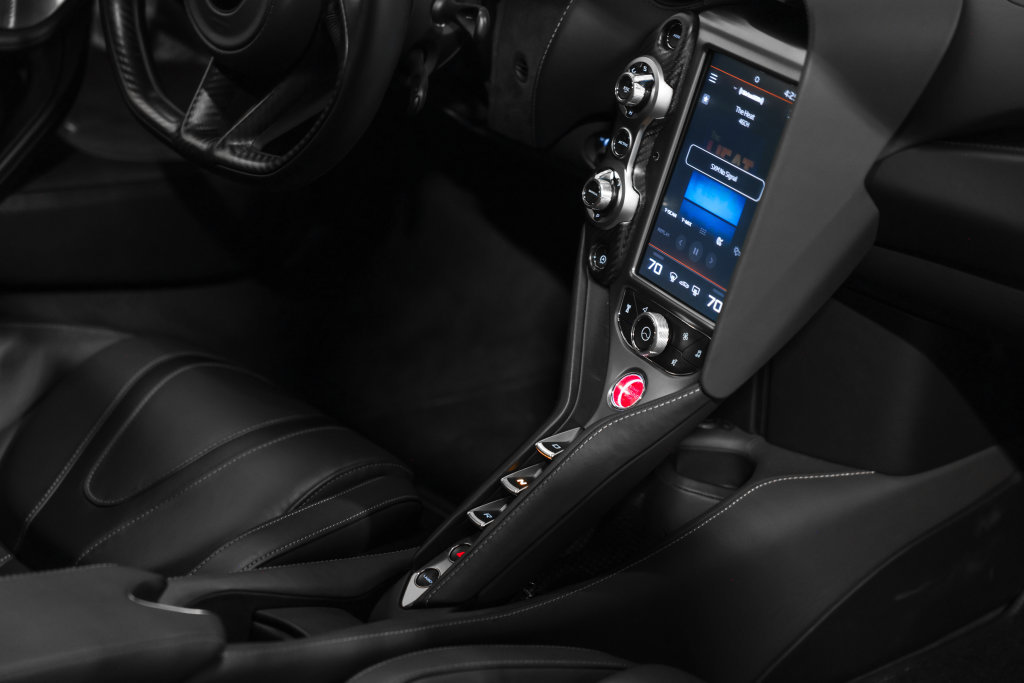 Used 2019 McLaren 720S Performance photo 25