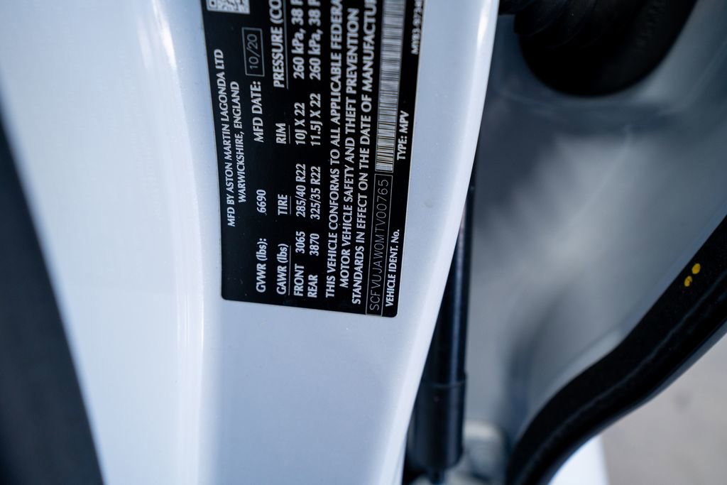 2021 Aston Martin DBX