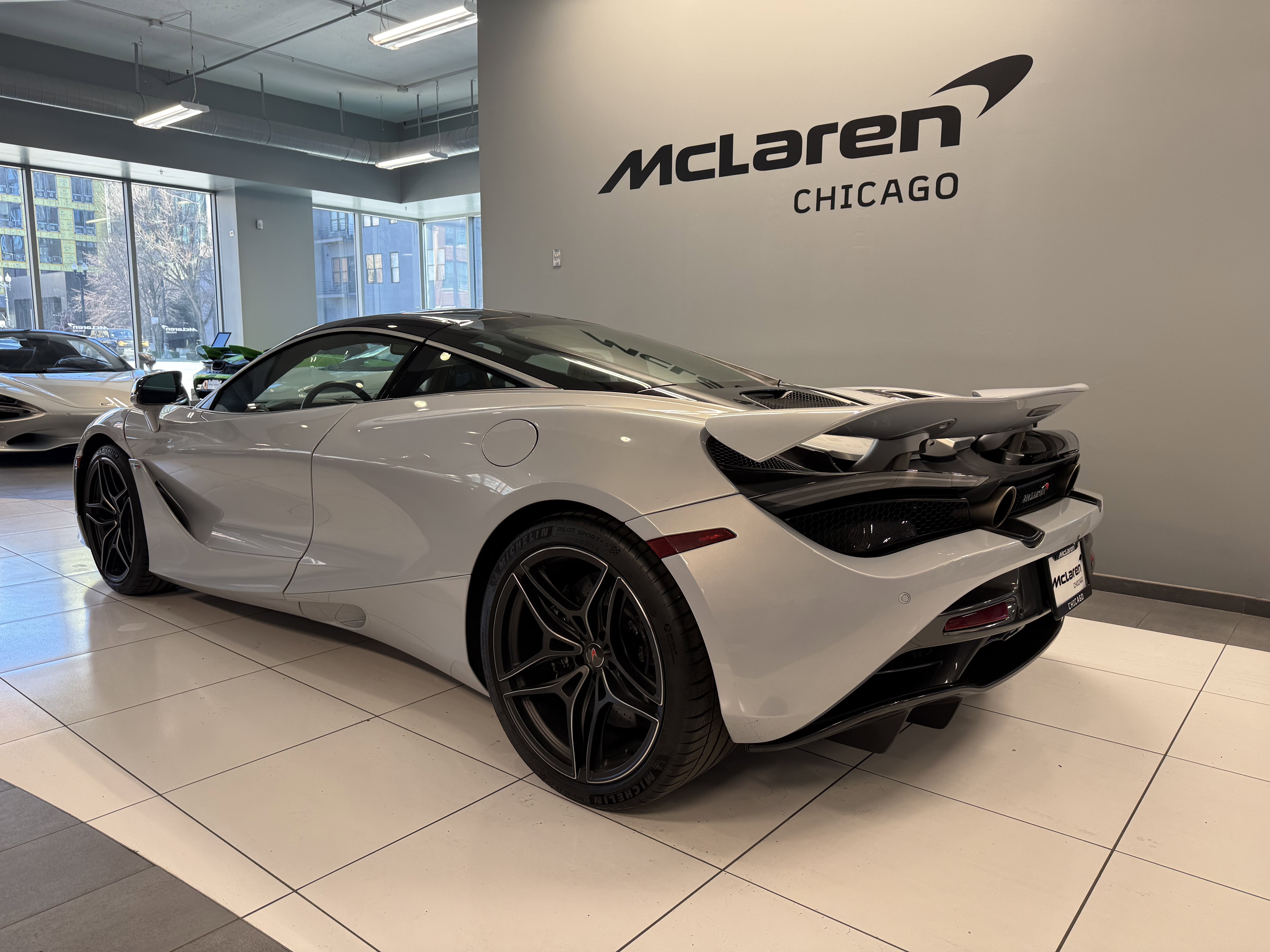 Used 2018 McLaren 720S 3