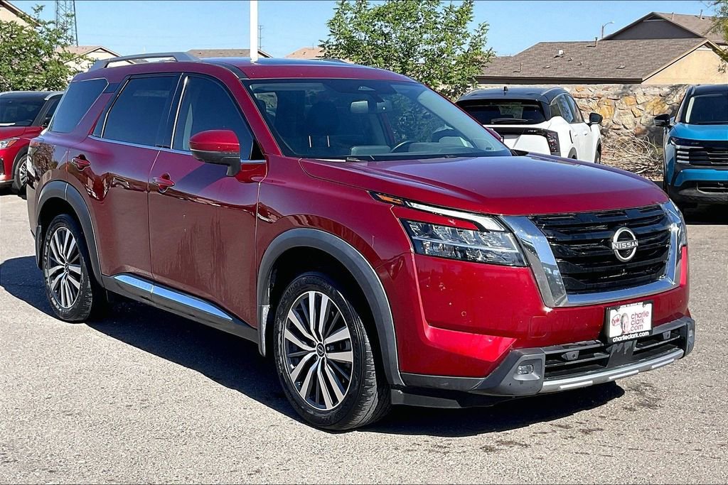 Used 2022 Nissan Pathfinder Platinum w/ Cargo Package