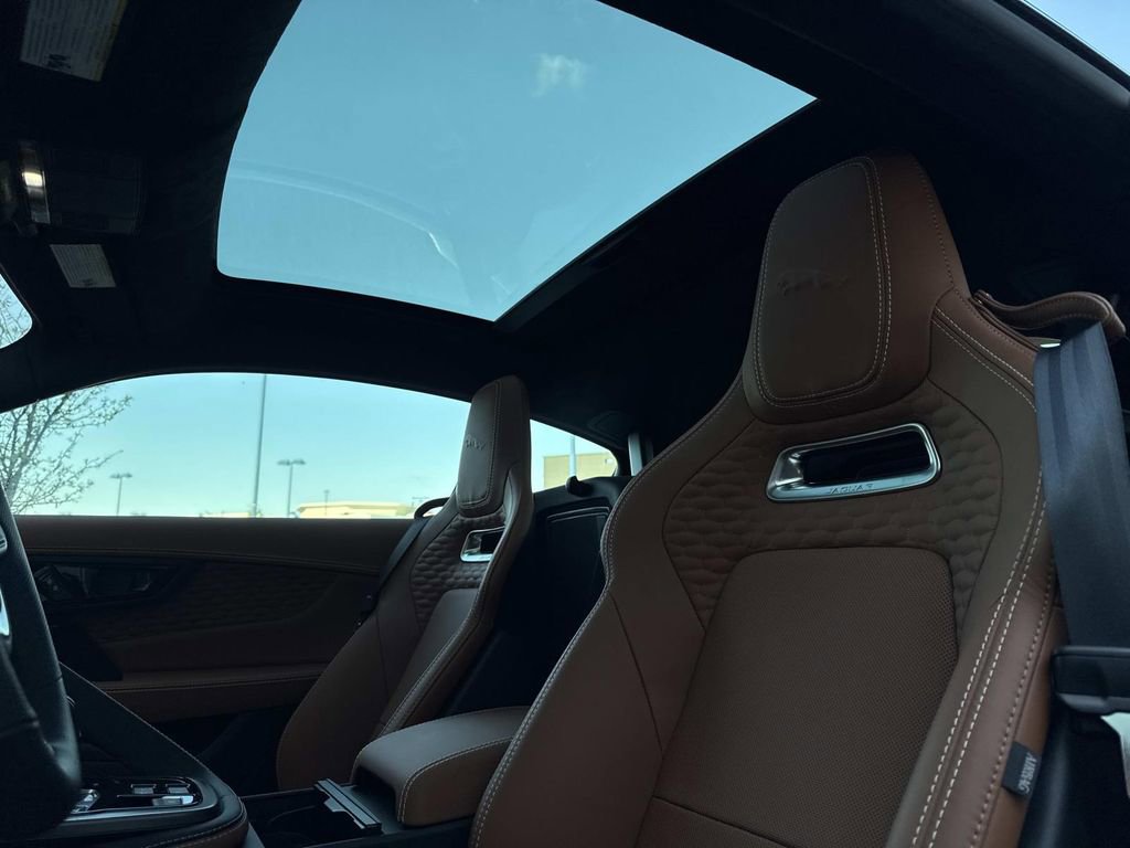 2024 Jaguar F-Type R