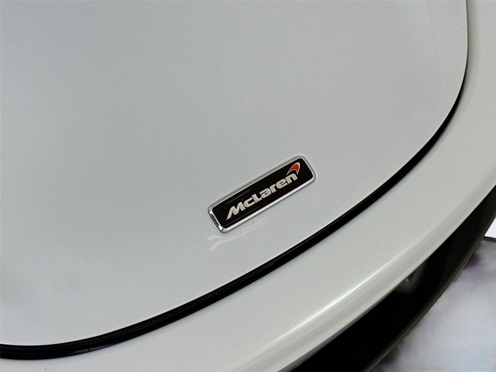 Used 2018 McLaren 720S photo 28