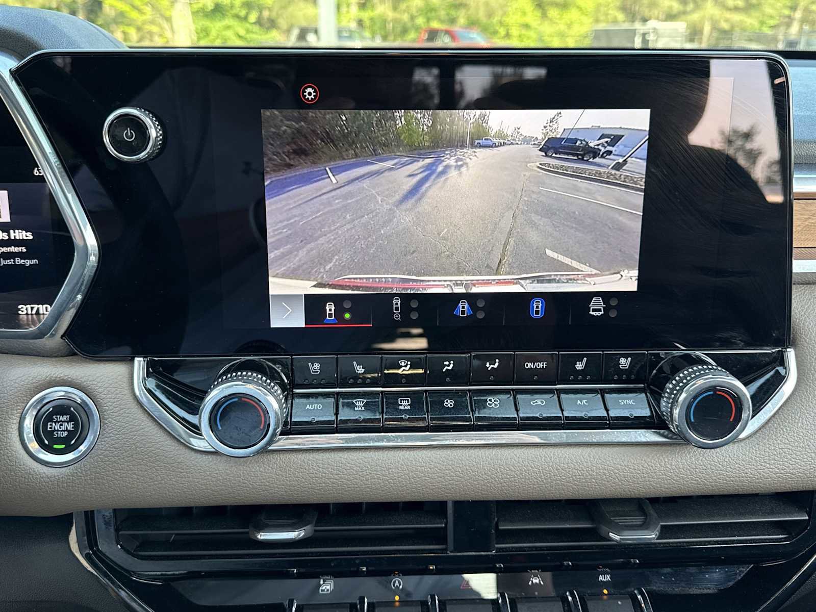 2023 GMC Canyon Denali