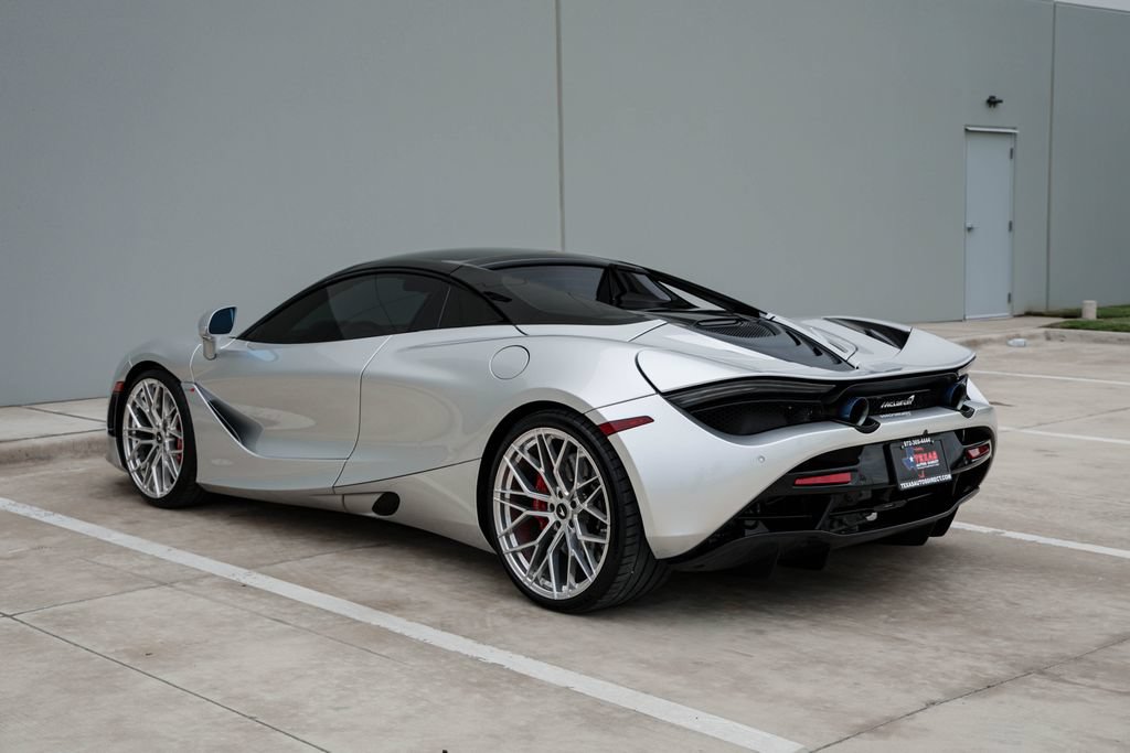 Used 2020 McLaren 720S Performance photo 26