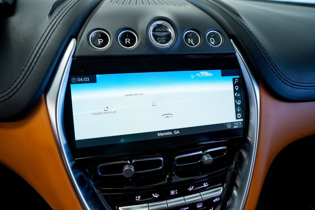 2021 Aston Martin DBX