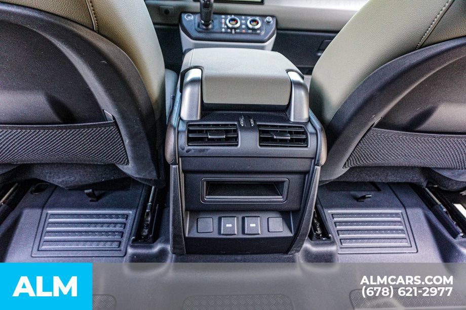 2023 Land Rover Defender 110 S