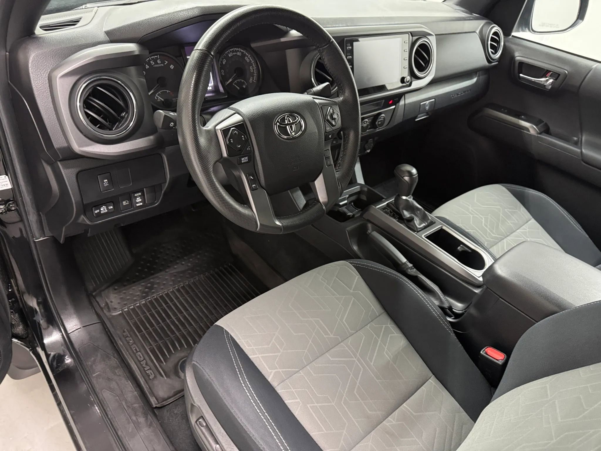 2022 Toyota Tacoma TRD Off-Road