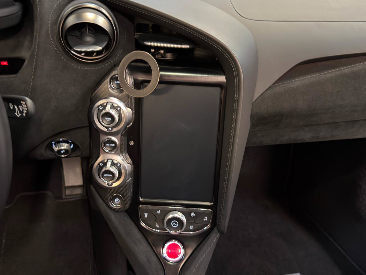 Used 2022 McLaren 720S Performance photo 29