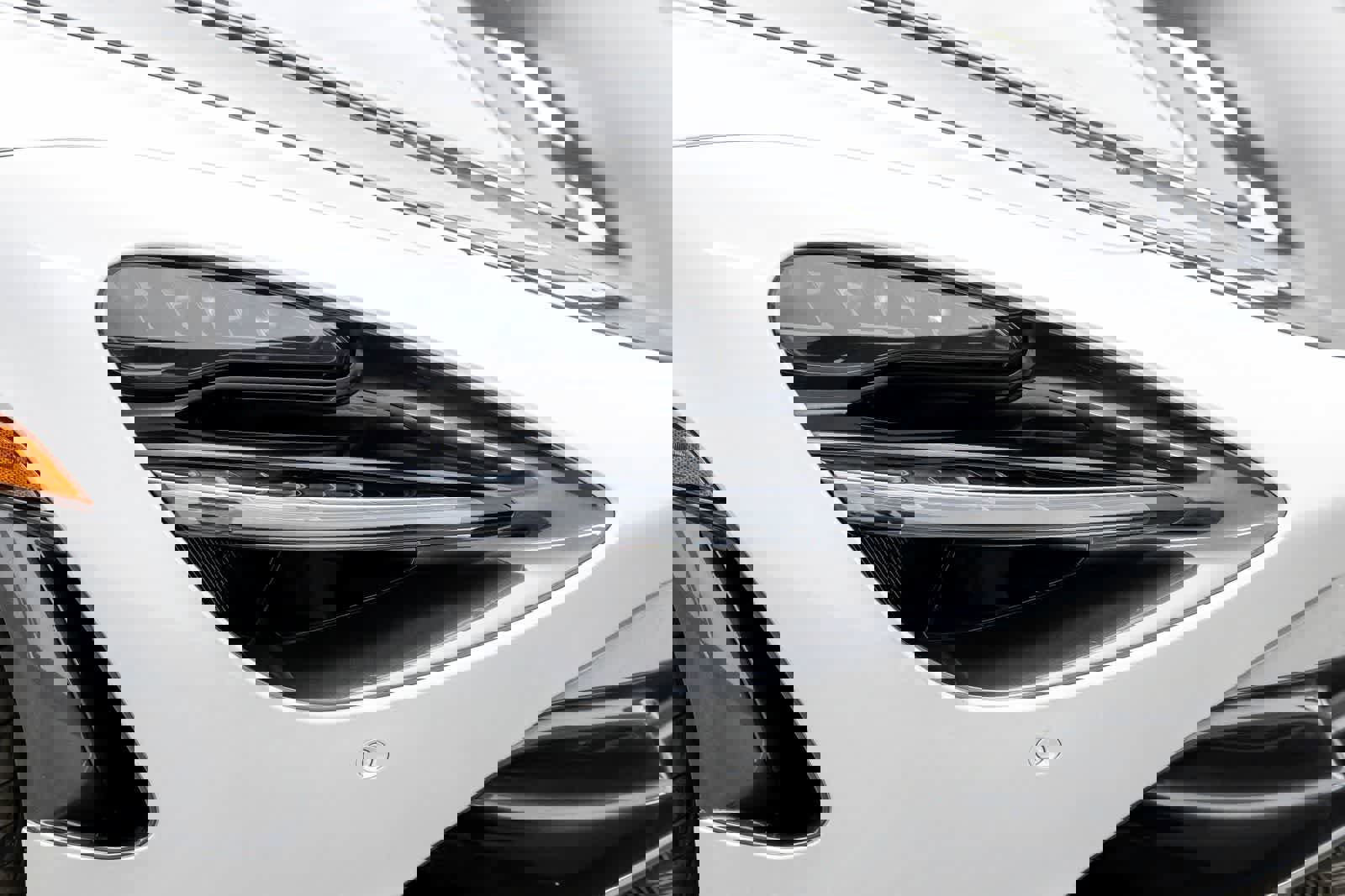 Used 2022 McLaren 720S Spider photo 40