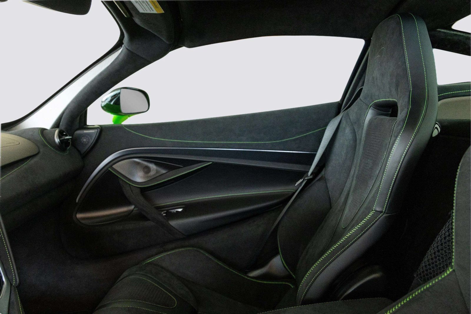 New 2026 McLaren 750S photo 12