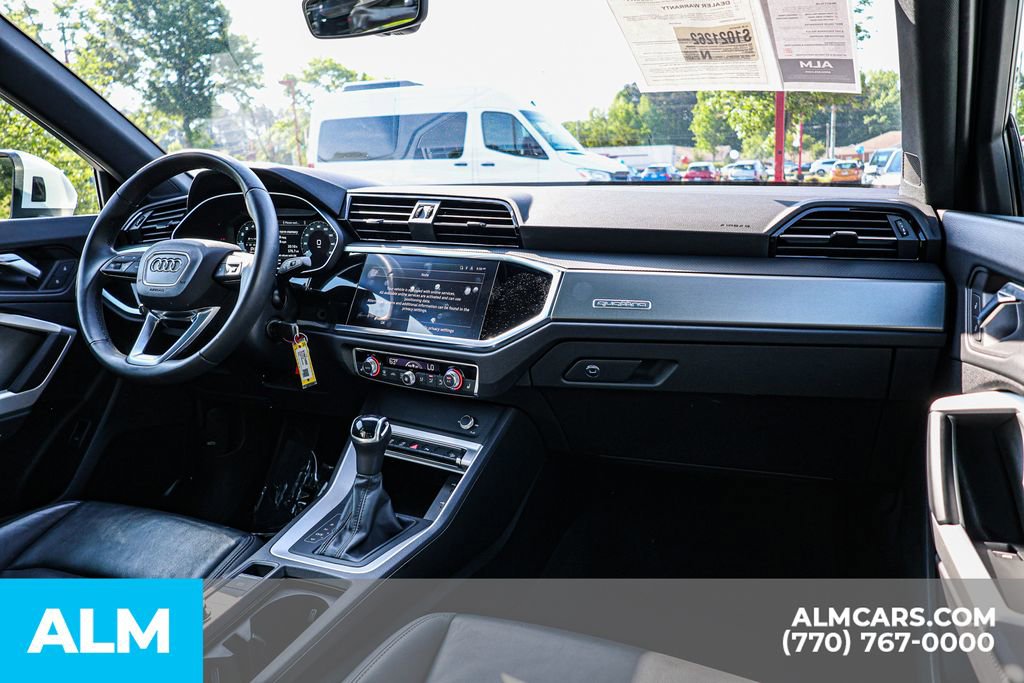 2025 Audi Q3 2.0T Premium