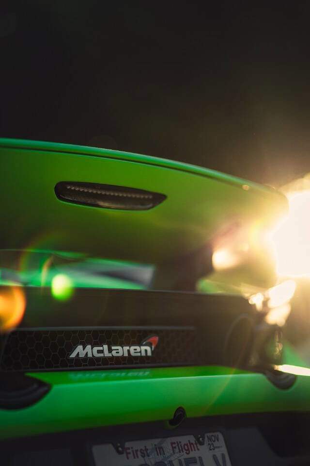 Used 2018 McLaren 720S Performance photo 27