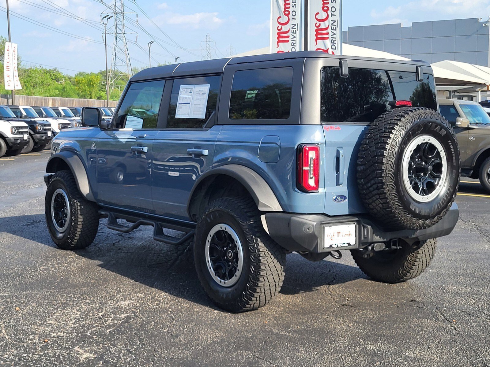2023 Ford Bronco Outer Banks