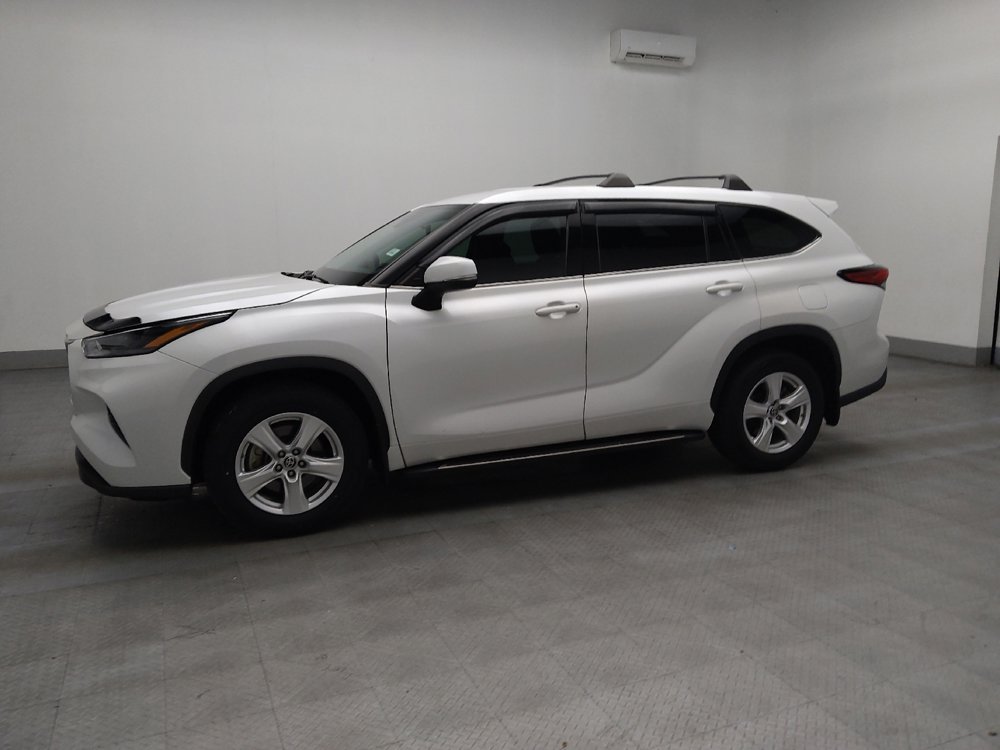 2022 Toyota Highlander LE