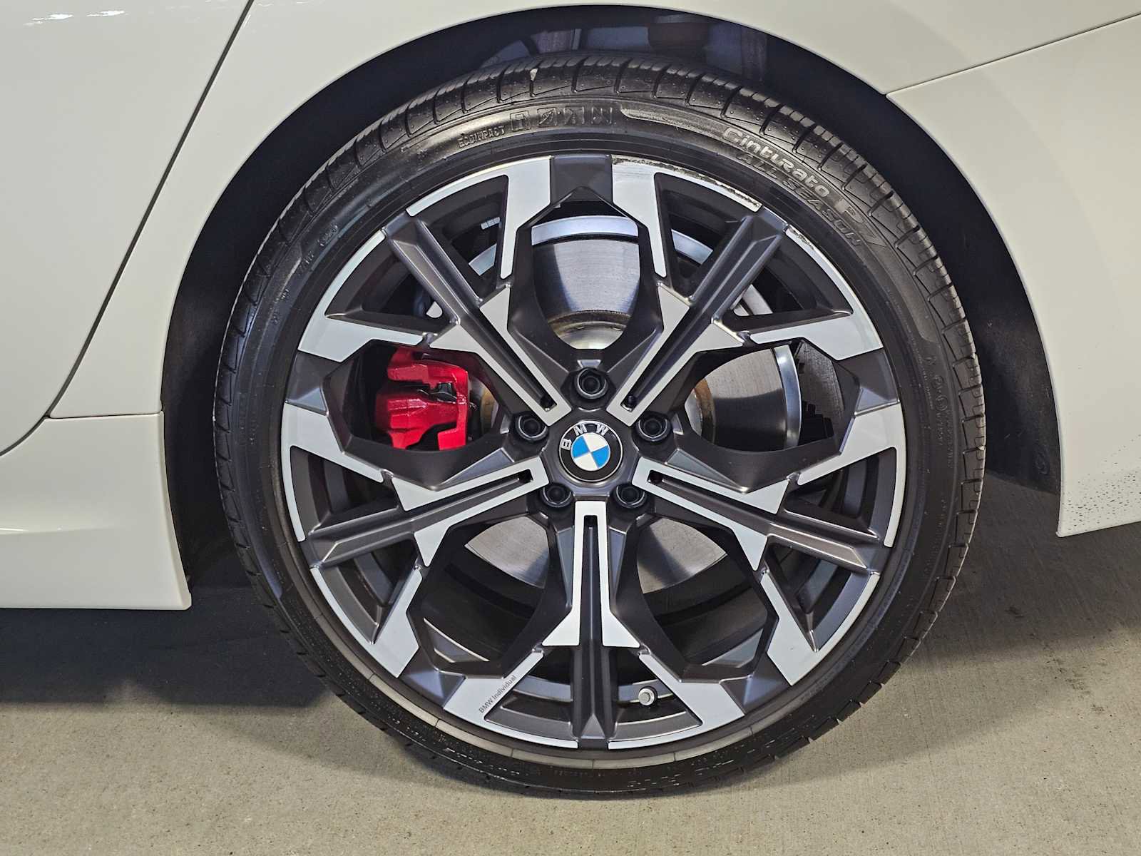 2025 BMW 330i xDrive Sedan