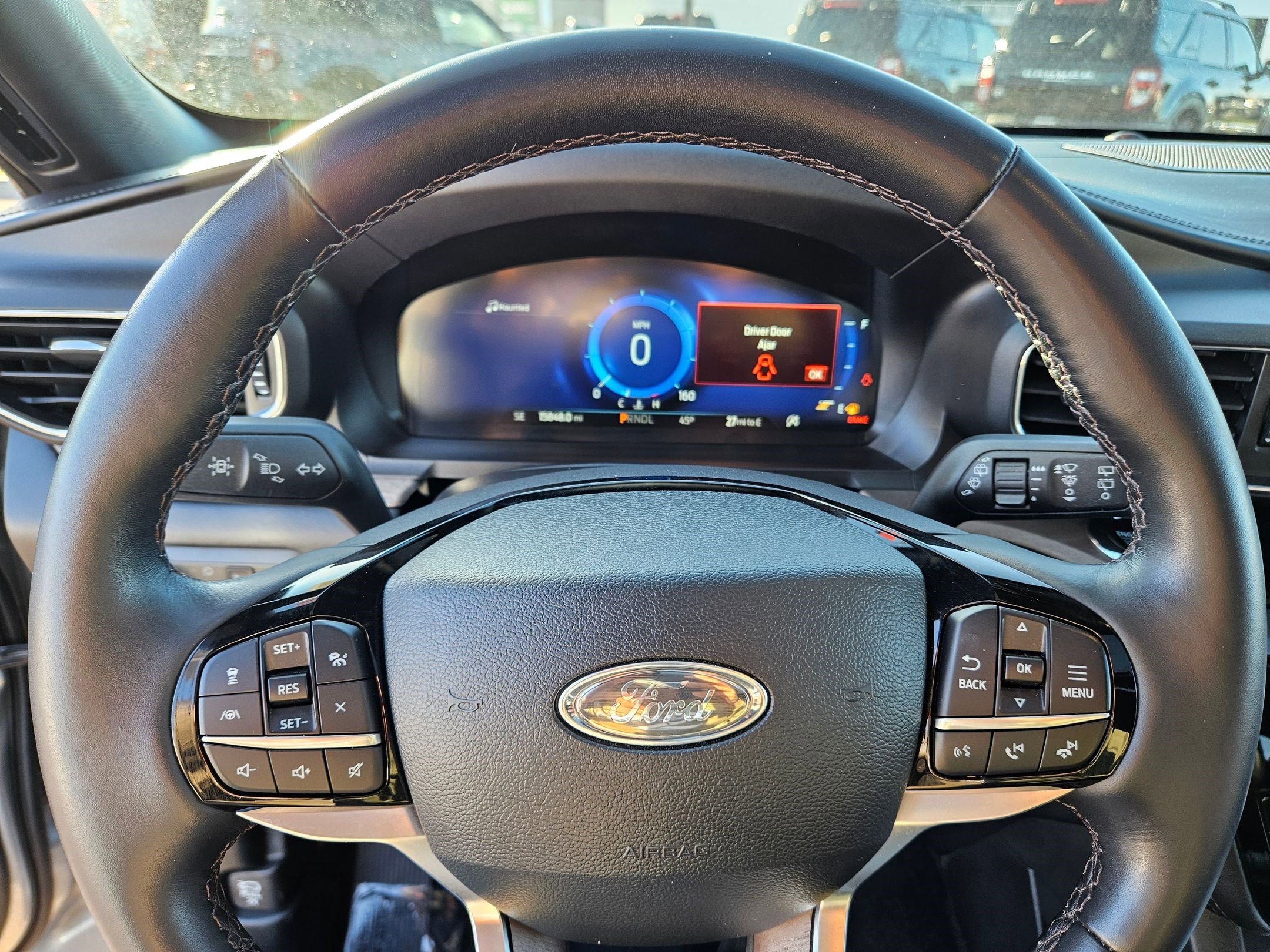 2023 Ford Explorer Platinum